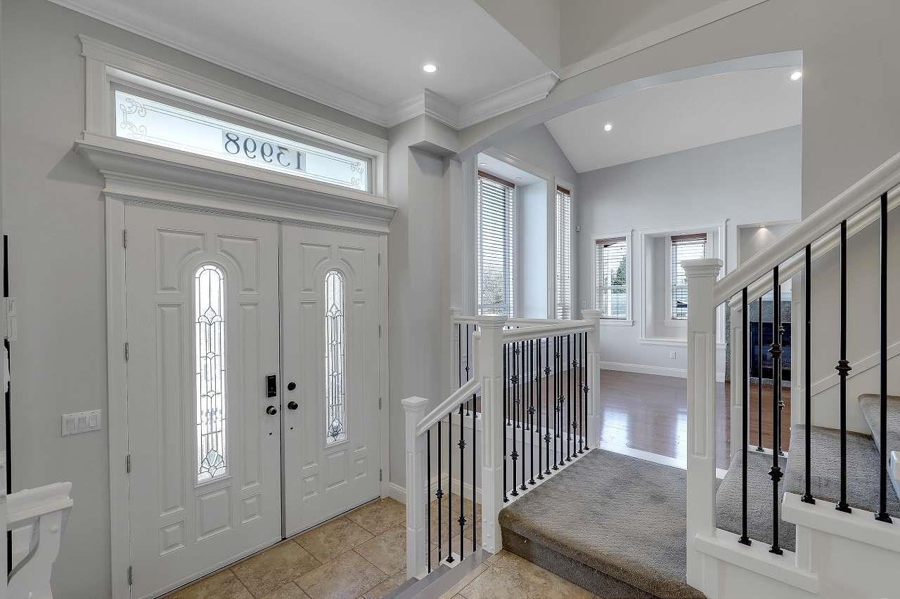 13998 115 Avenue, Surrey, British Columbia  V3R 2P5 - Photo 3 - R3105581