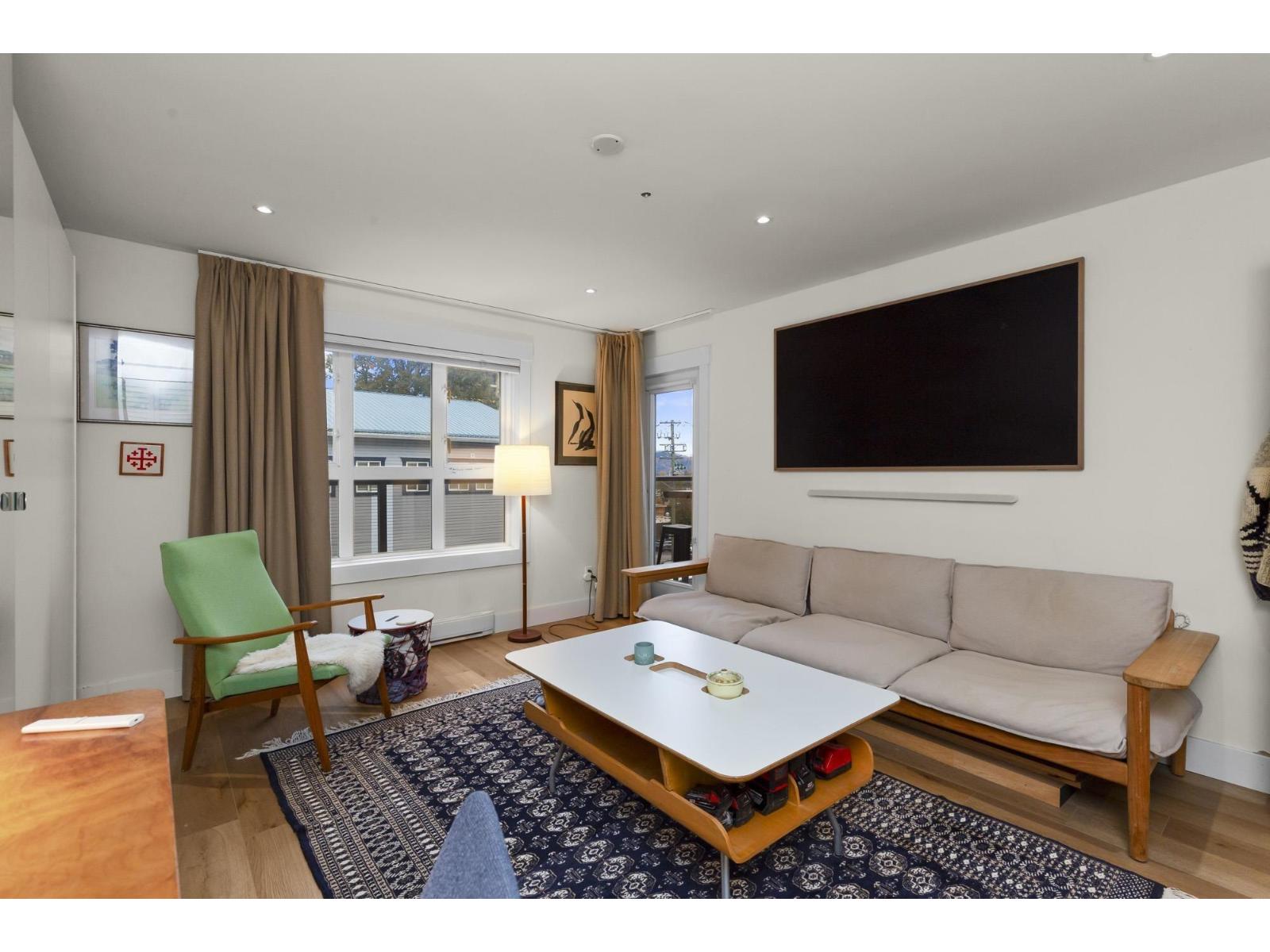 113 33165 2 Avenue, Mission, British Columbia  V2V 6T8 - Photo 3 - R3106017