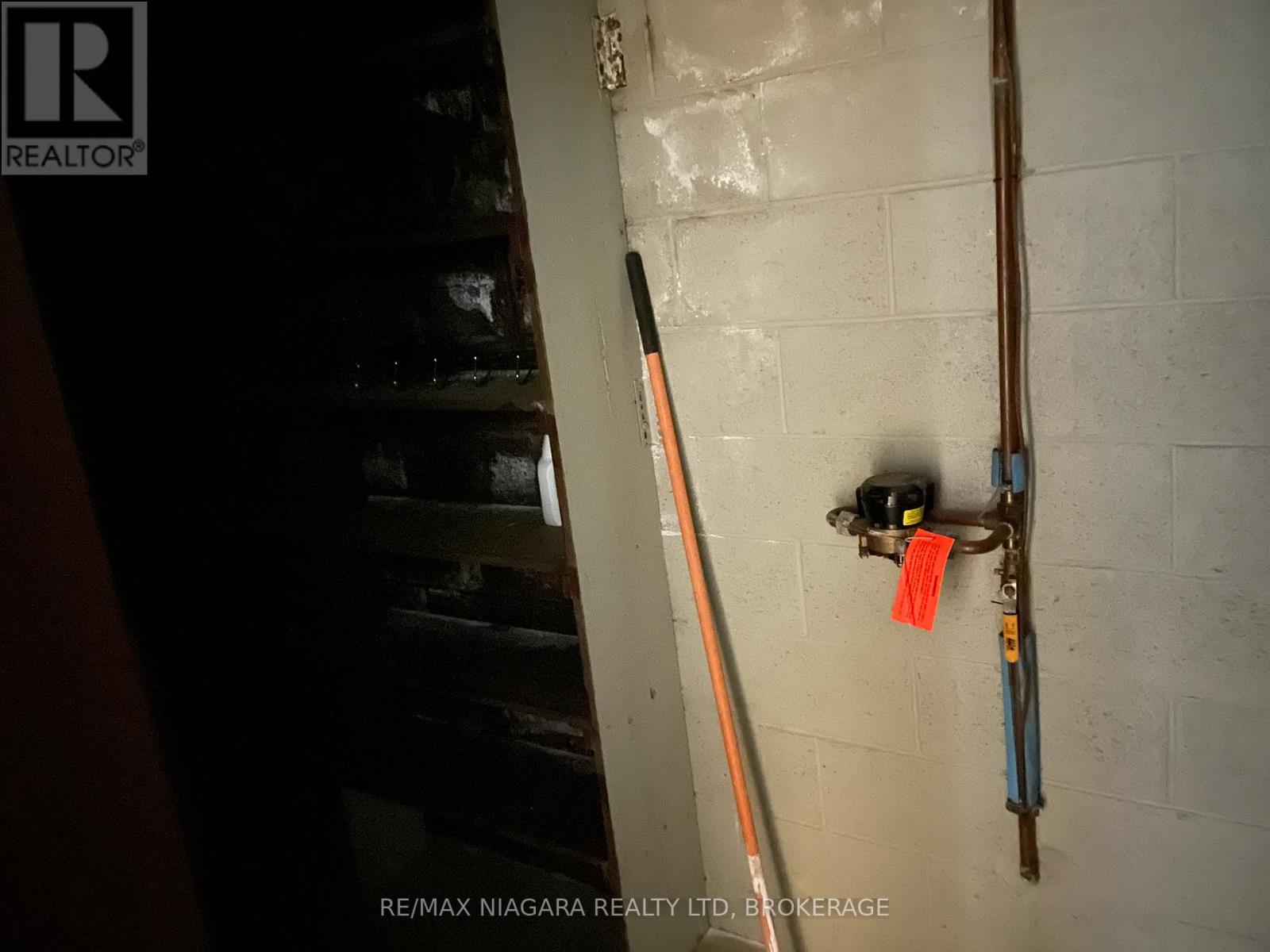 144 Wellington Street, Welland, Ontario  L3B 1B3 - Photo 13 - X12951826