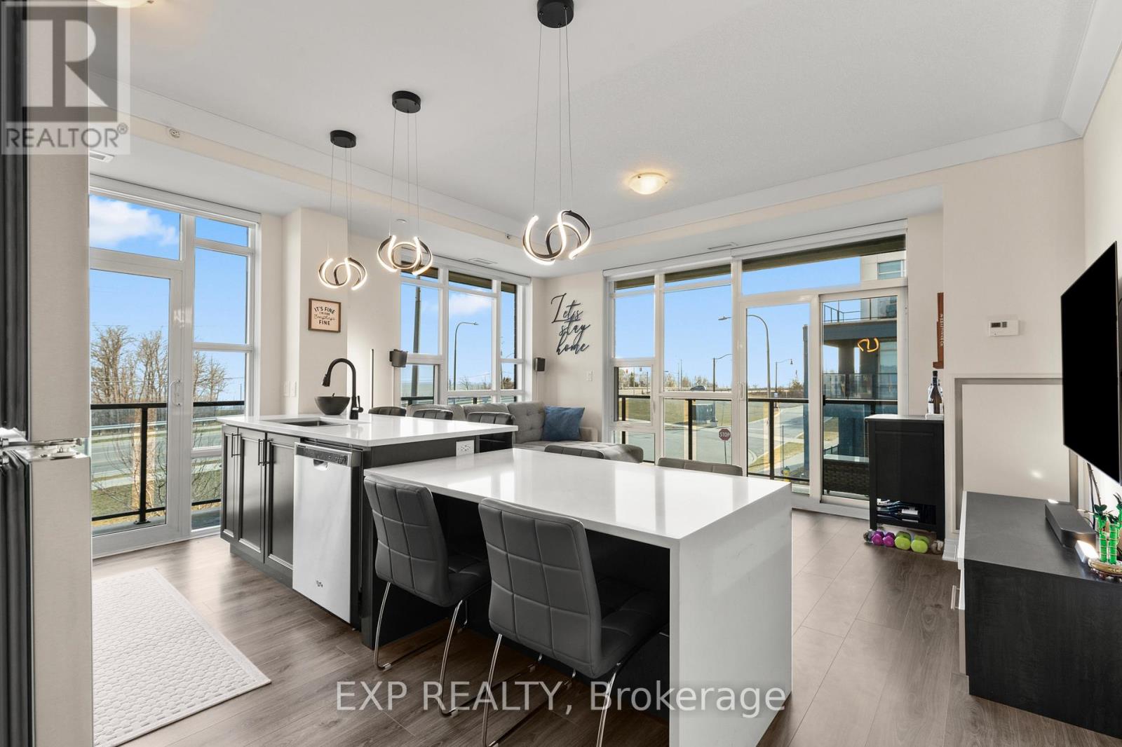 209 - 10 Concord Place, Grimsby, Ontario  L3M 0G6 - Photo 13 - X12951862