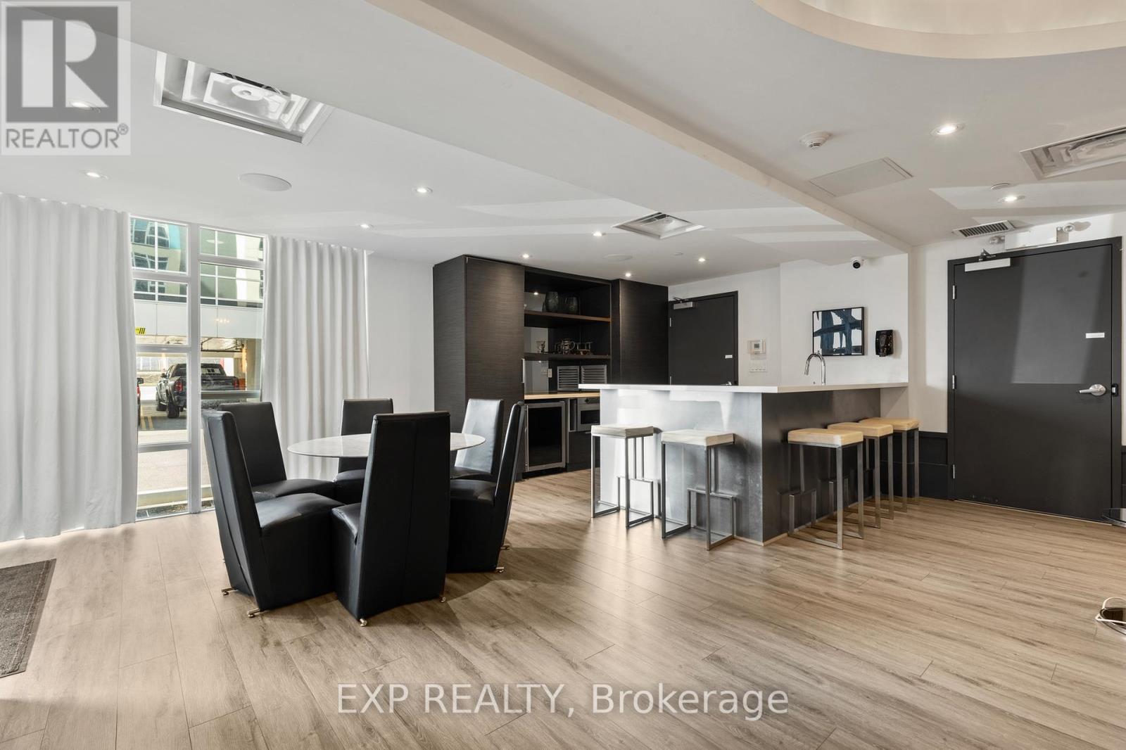 209 - 10 Concord Place, Grimsby, Ontario  L3M 0G6 - Photo 28 - X12951862