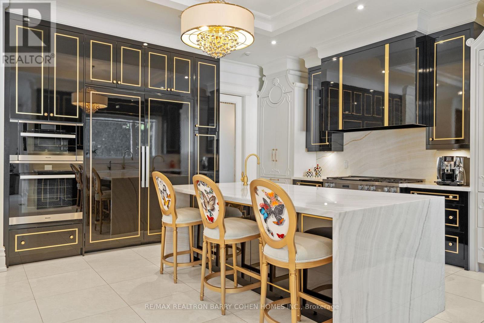 18 Brookfield Road, Toronto, Ontario  M2P 1A9 - Photo 7 - C12773406