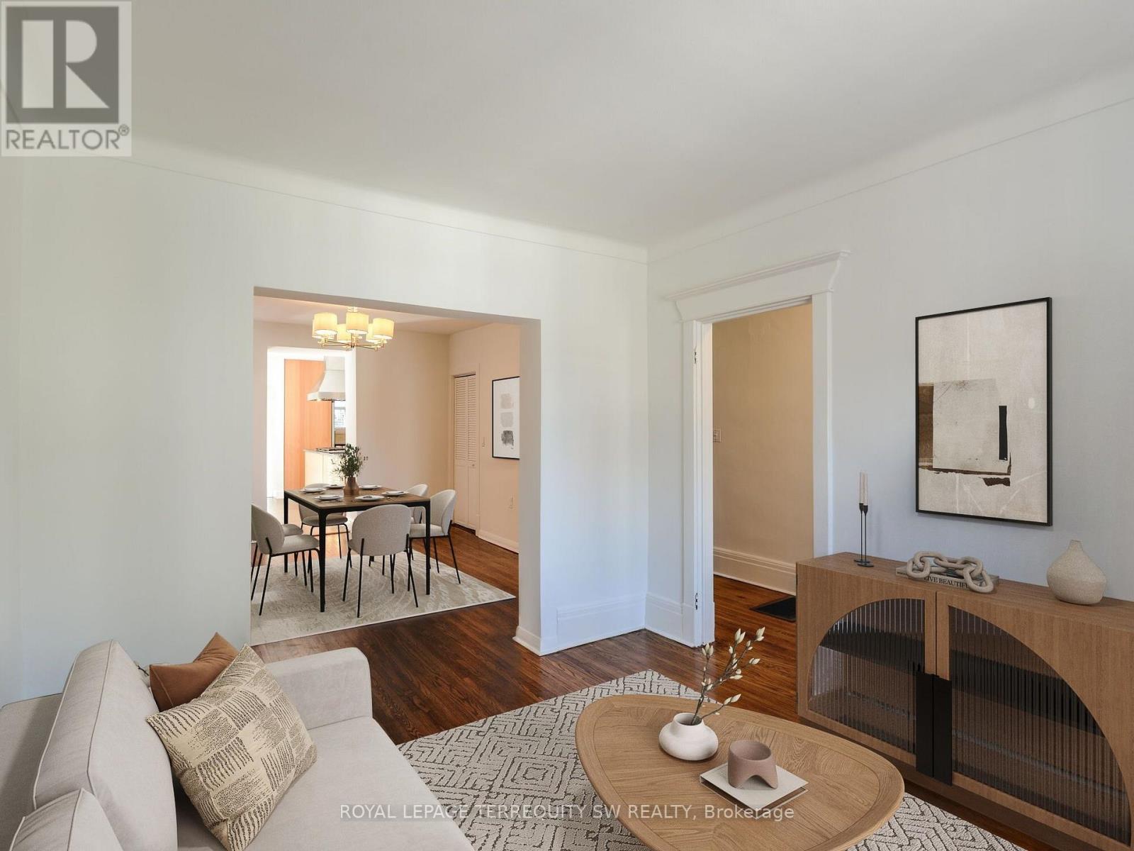 105 Barker Avenue, Toronto, Ontario  M4C 2N8 - Photo 7 - E12875030