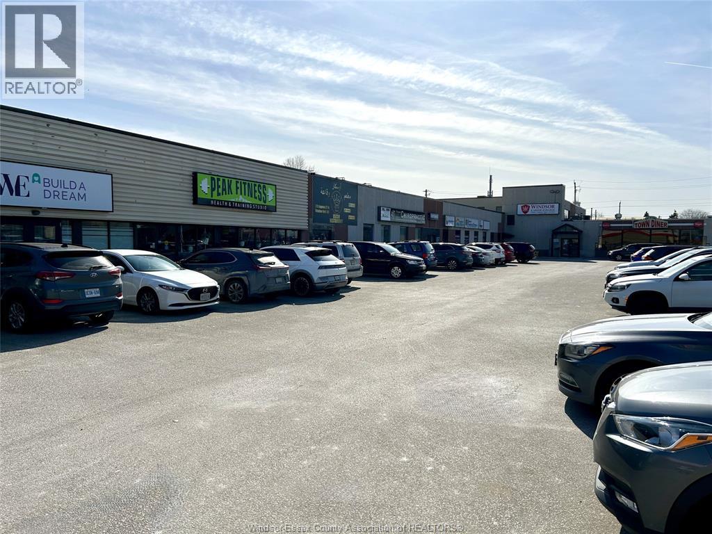 235 EUGENIE STREET West Unit# 208, Windsor, Ontario