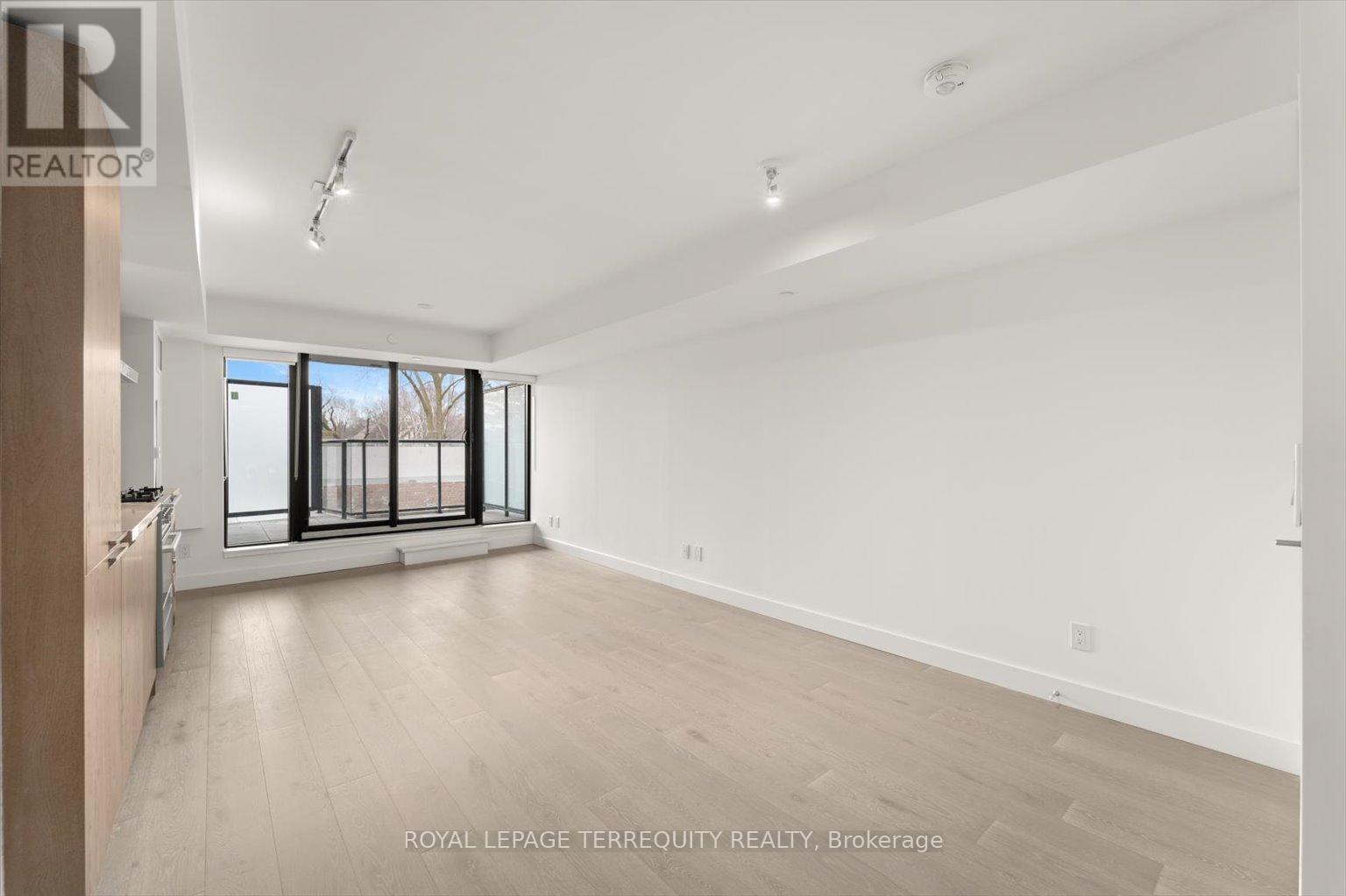 219 - 160 Kingsway Crescent, Toronto, Ontario  M8X 0B5 - Photo 8 - W12849182