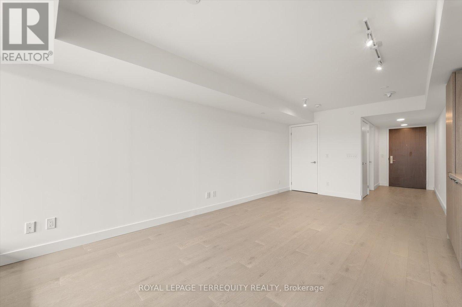 219 - 160 Kingsway Crescent, Toronto, Ontario  M8X 0B5 - Photo 9 - W12849182