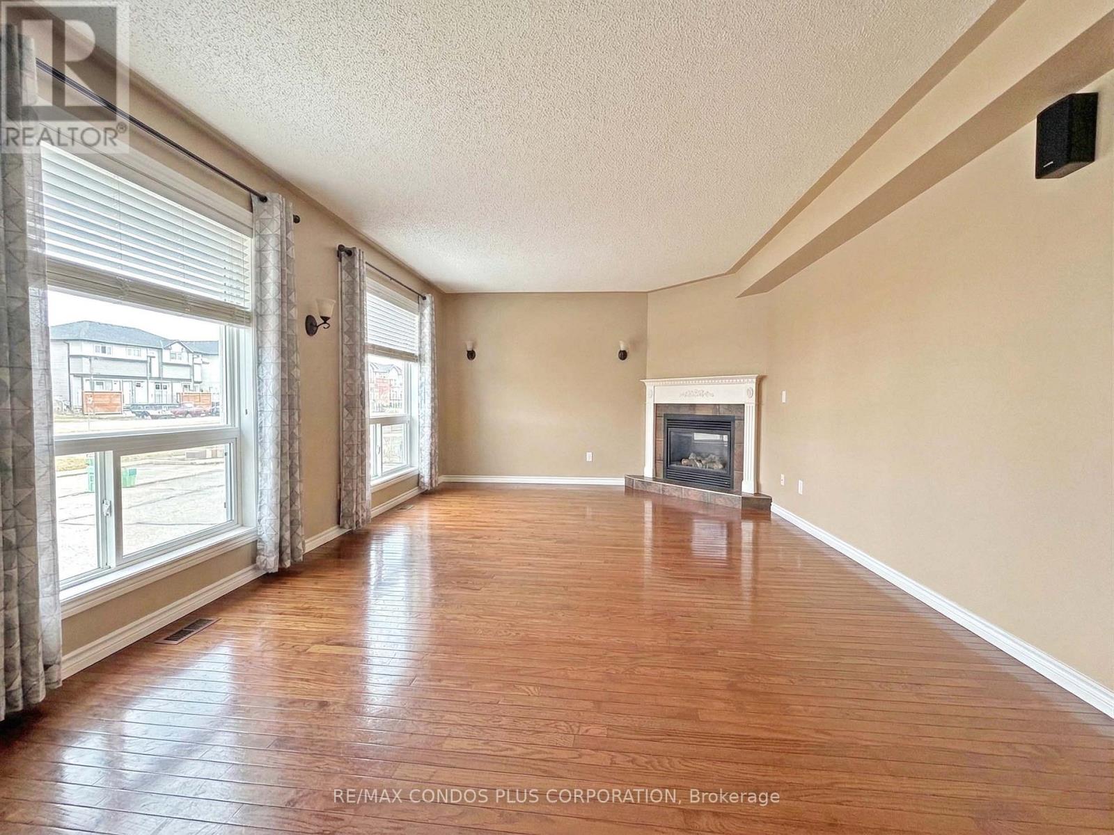 517 Ravenstone Crescent, Mississauga, Ontario  L5R 4A6 - Photo 9 - W12807886