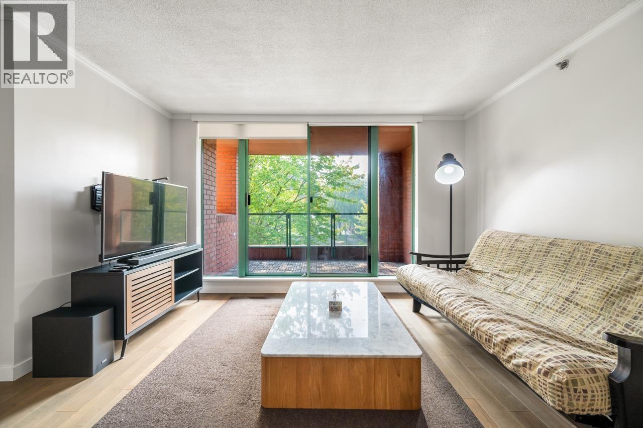 312 503 W 16TH AVENUE, Vancouver, British Columbia