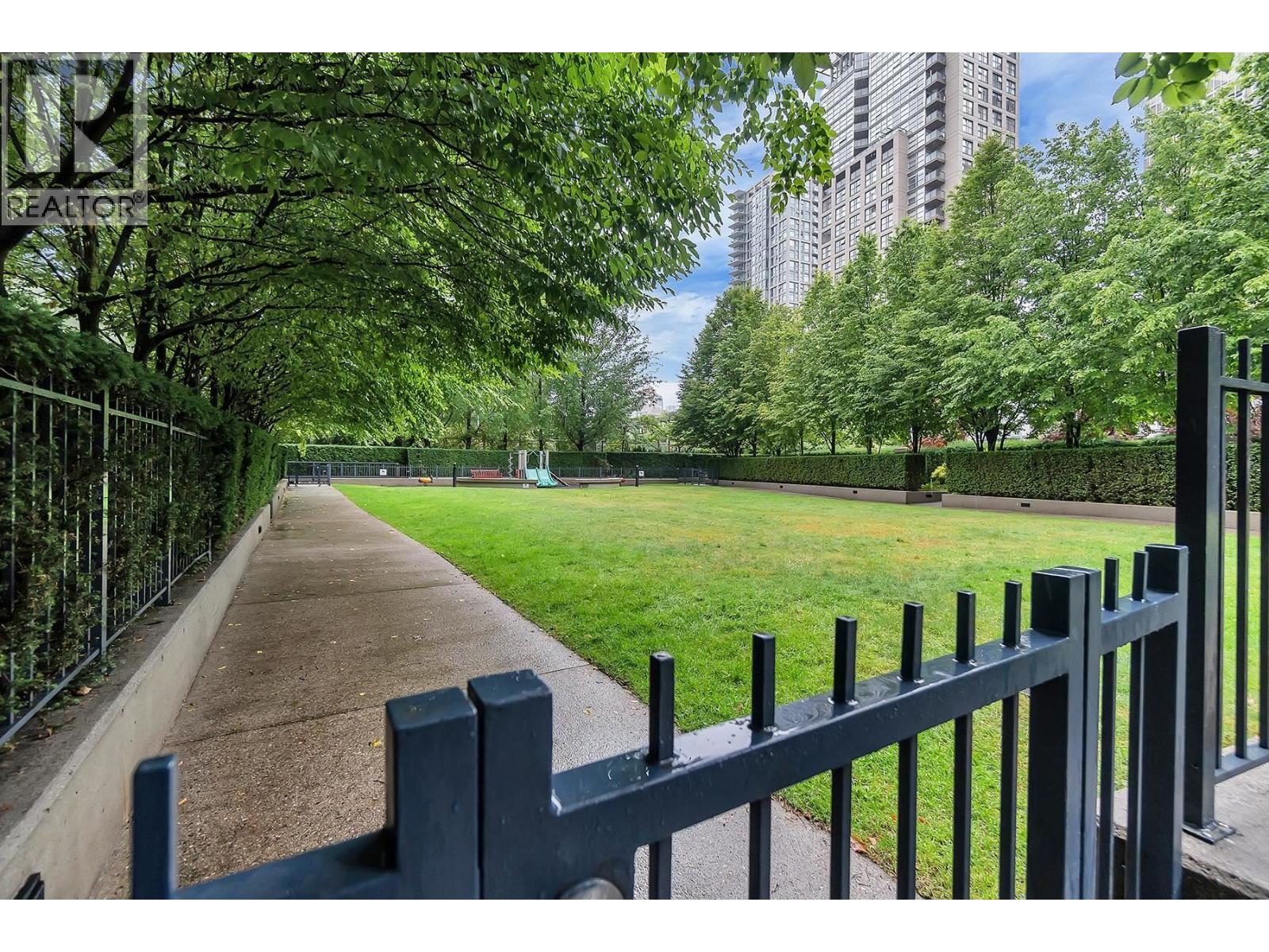 306 928 Beatty Street, Vancouver, British Columbia  V6Z 3G6 - Photo 26 - R3106402