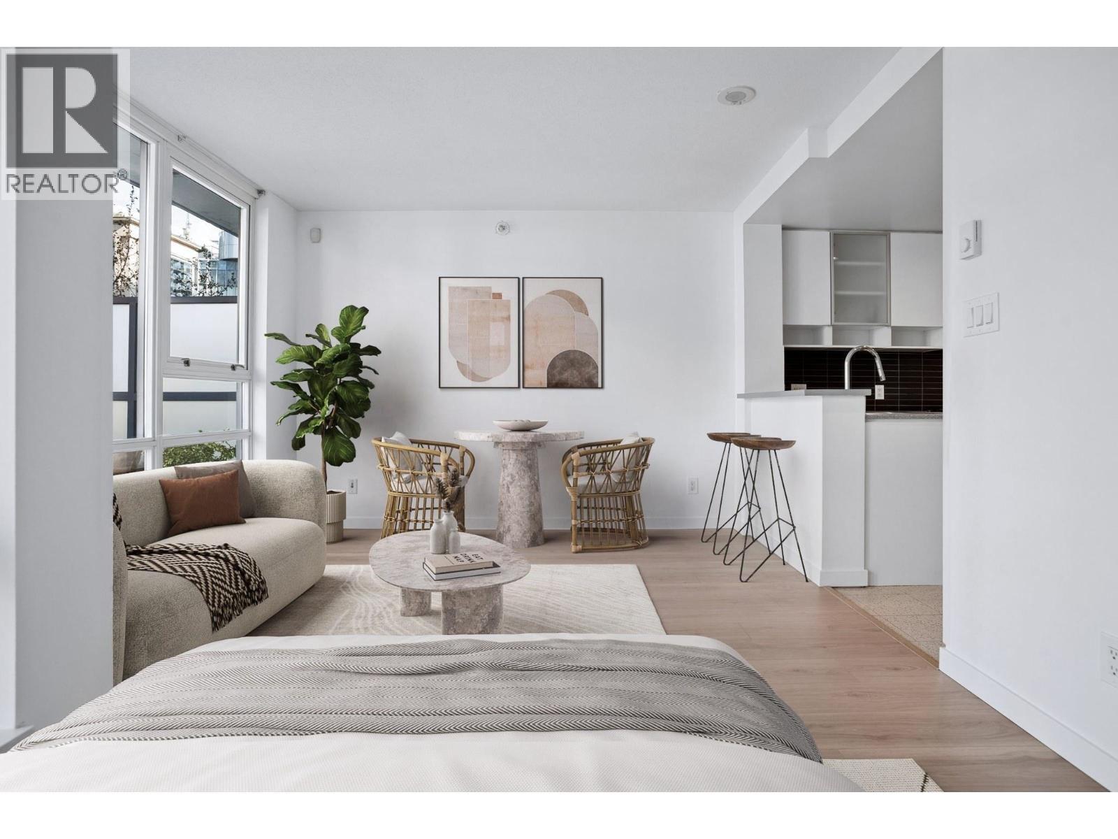 306 928 Beatty Street, Vancouver, British Columbia  V6Z 3G6 - Photo 3 - R3106402