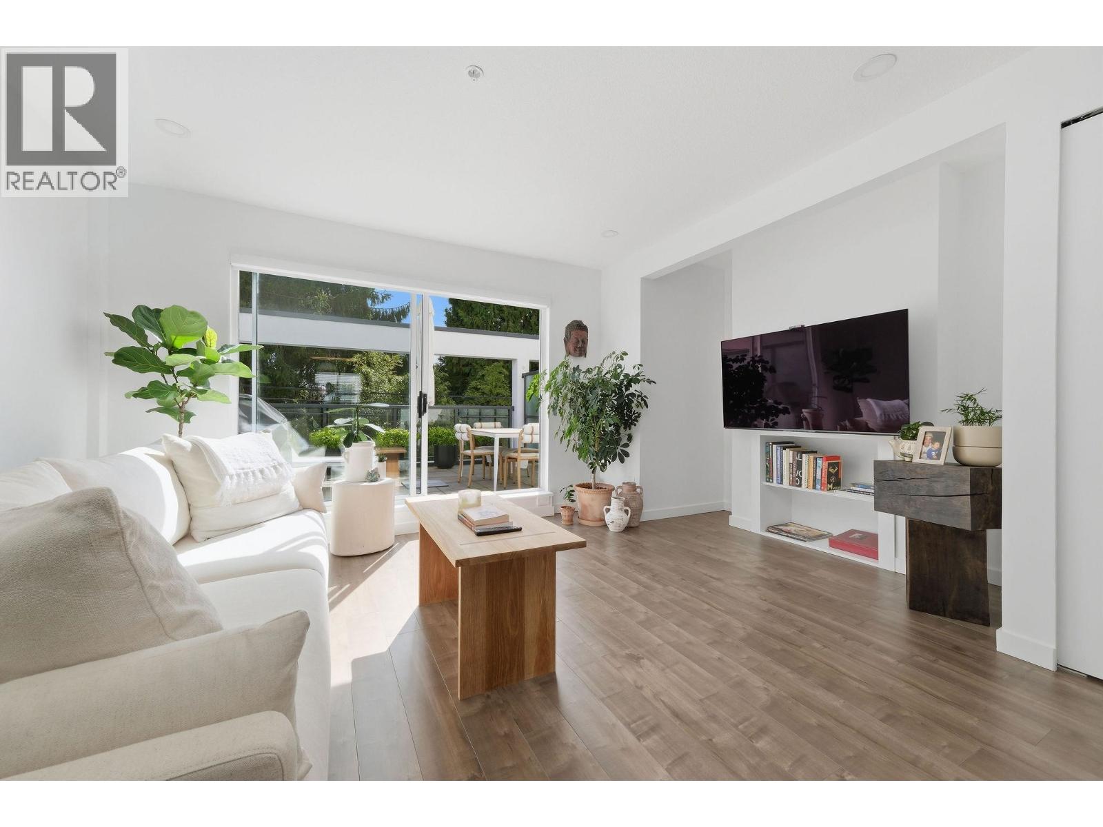 9 2880 W 4th Avenue, Vancouver, British Columbia  V6K 1R2 - Photo 3 - R3106405