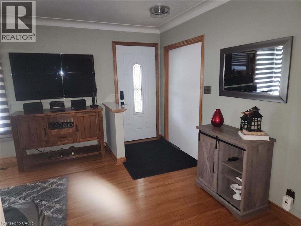 130 Balmoral Drive, Brantford, Ontario  N3R 5C4 - Photo 9 - 40798439