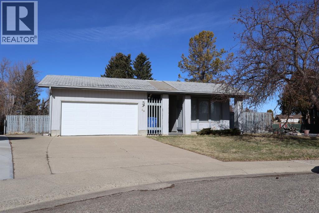 46 Greenview Close N, Lethbridge, Alberta  T1H 4K8 - Photo 1 - A2297145