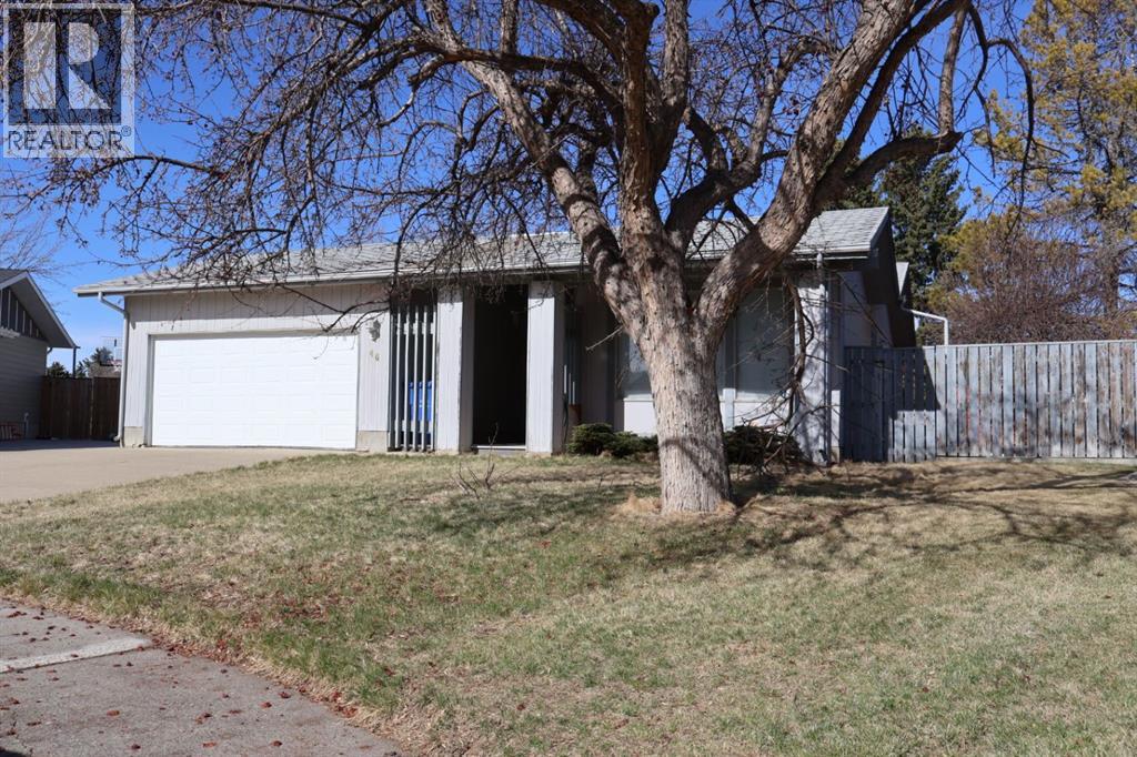 46 Greenview Close N, Lethbridge, Alberta  T1H 4K8 - Photo 3 - A2297145