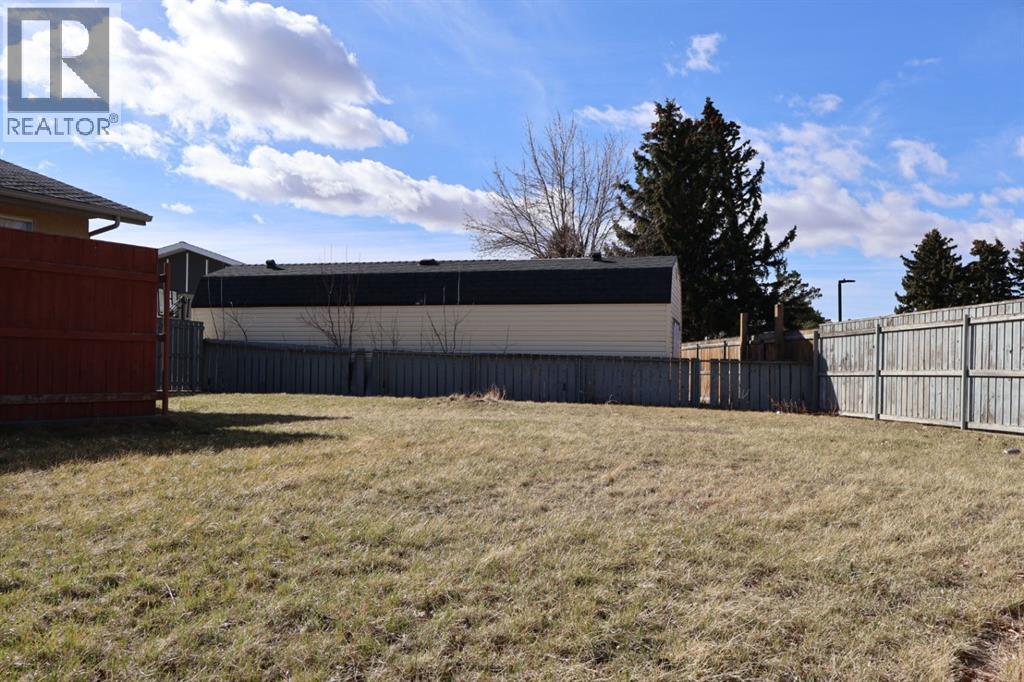 46 Greenview Close N, Lethbridge, Alberta  T1H 4K8 - Photo 9 - A2297145