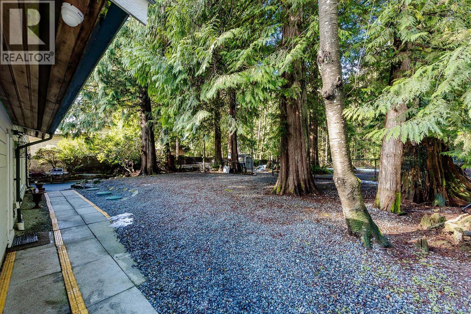 11277 Graham Street, Maple Ridge, British Columbia  V2W 1M9 - Photo 28 - R3106384