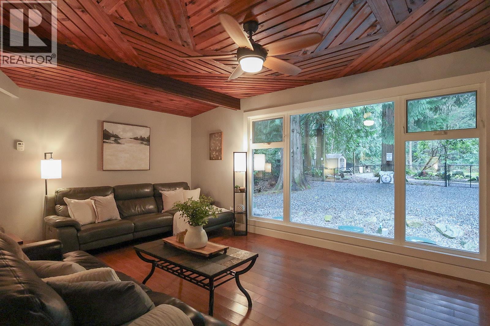 11277 Graham Street, Maple Ridge, British Columbia  V2W 1M9 - Photo 5 - R3106384