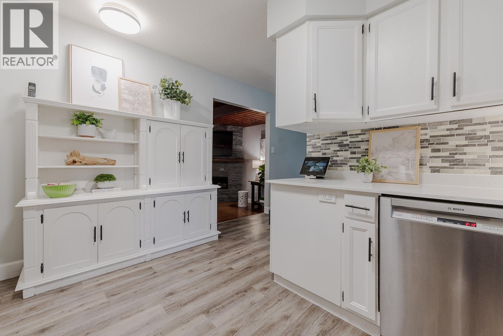 11277 Graham Street, Maple Ridge, British Columbia  V2W 1M9 - Photo 8 - R3106384