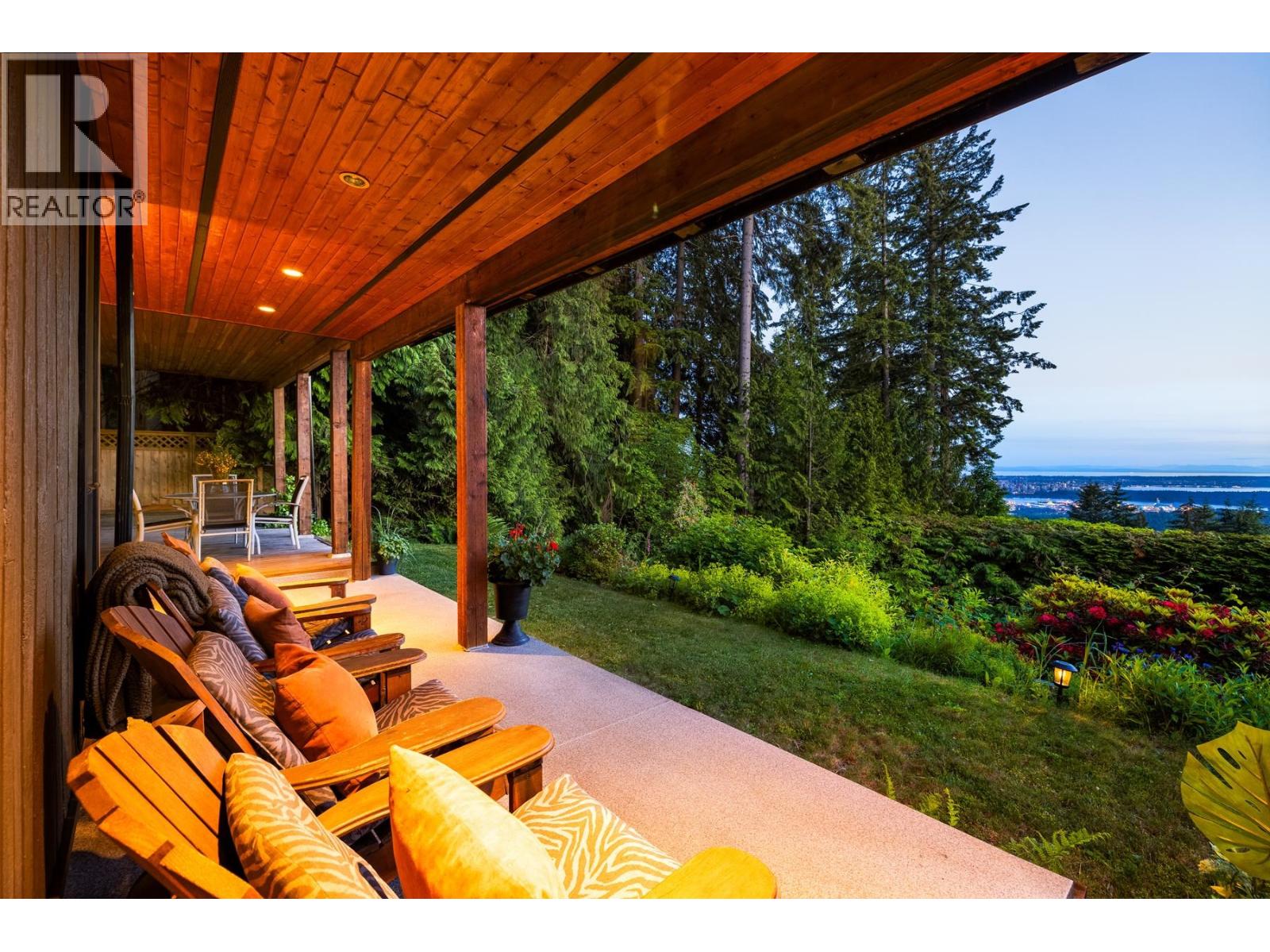 187 Rondoval Crescent, North Vancouver, British Columbia  V7N 2W6 - Photo 28 - R3106414