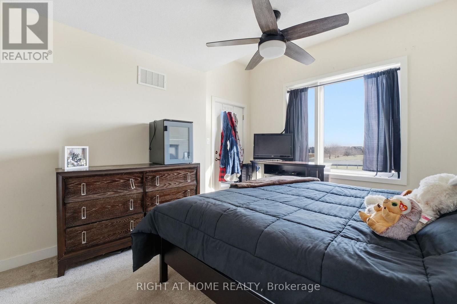 67 - 590 North Service Road, Hamilton, Ontario  L8E 0K5 - Photo 15 - X12859852