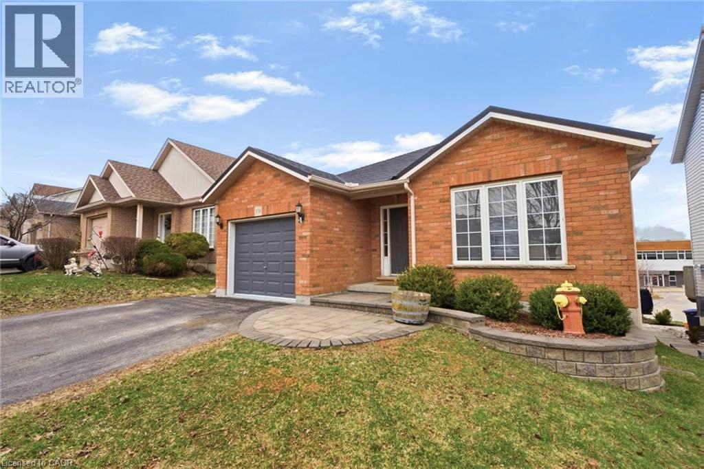 858 STONEGATE Drive, Woodstock, Ontario