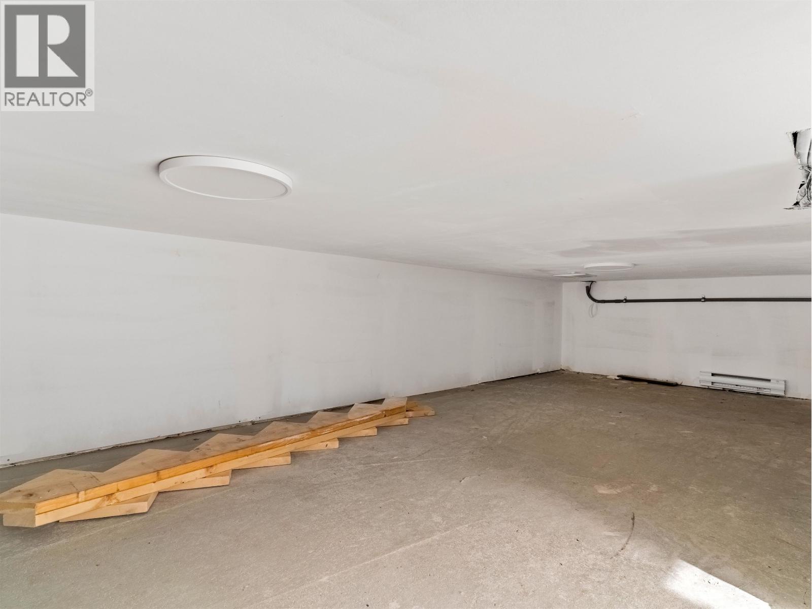 2566 W 2nd Avenue, Vancouver, British Columbia  V6K 1J8 - Photo 16 - R3096096