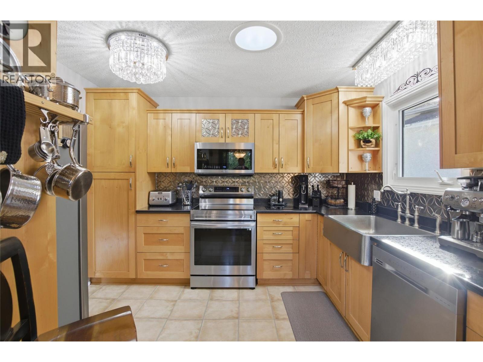 621 Lyne Road, Kamloops, British Columbia  V2B 6N5 - Photo 12 - 10381519