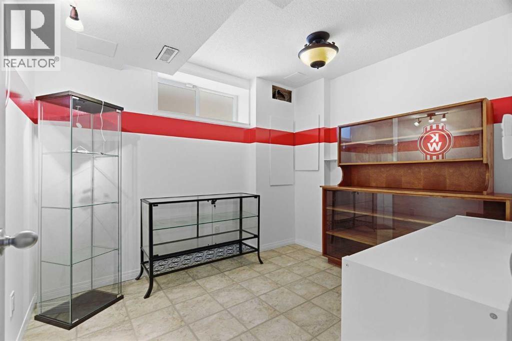 107 Cimarron Grove Circle, Okotoks, Alberta  T1S 2L9 - Photo 32 - A2294347