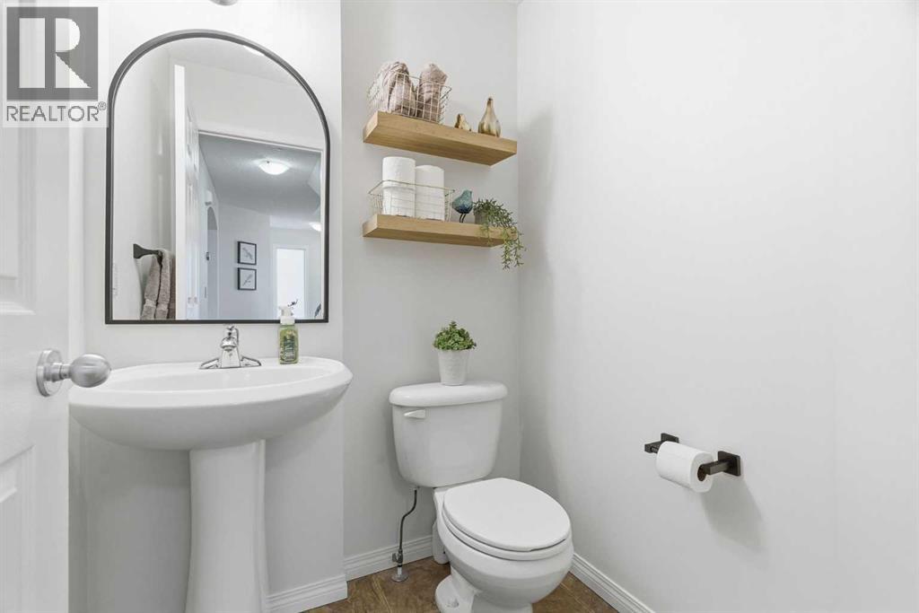 107 Cimarron Grove Circle, Okotoks, Alberta  T1S 2L9 - Photo 20 - A2294347