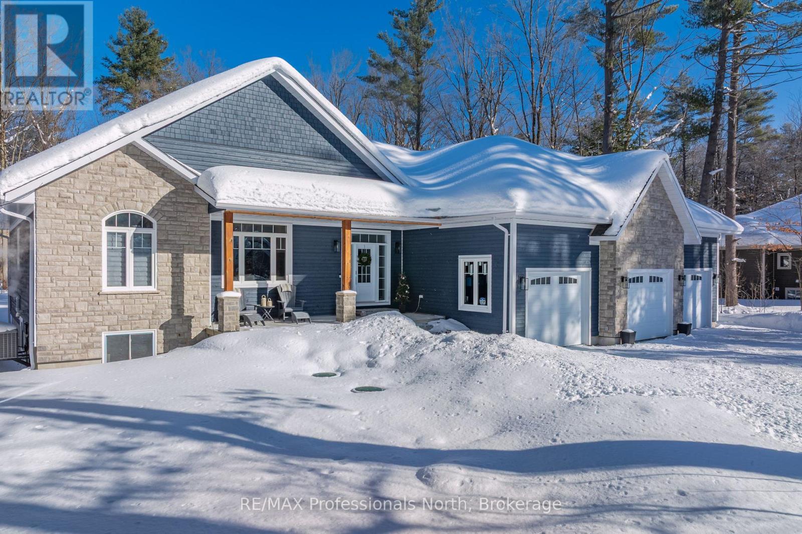 1034 XAVIER STREET, Gravenhurst, Ontario