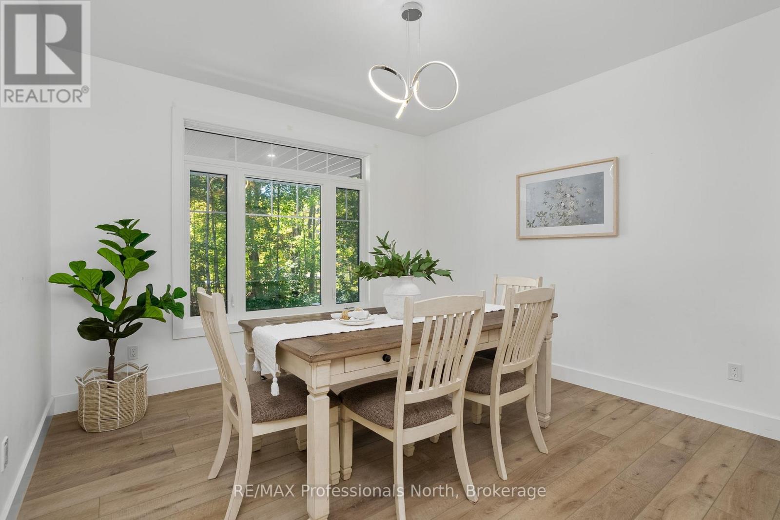 1034 Xavier Street, Gravenhurst, Ontario  P0E 1G0 - Photo 23 - X12951778