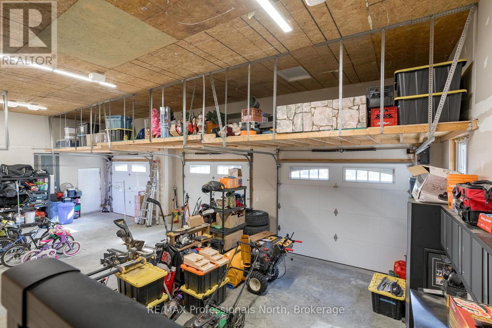 1034 Xavier Street, Gravenhurst, Ontario  P0E 1G0 - Photo 45 - X12951778