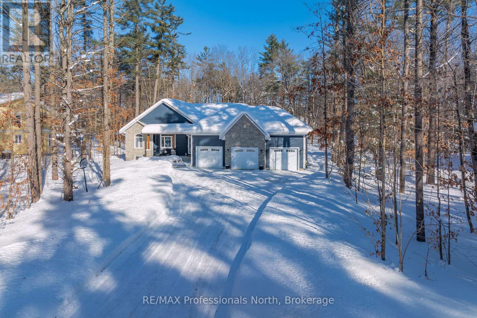 1034 Xavier Street, Gravenhurst, Ontario  P0E 1G0 - Photo 48 - X12951778