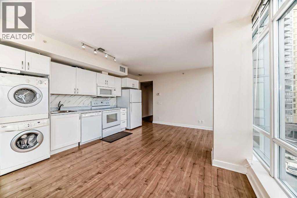 513, 30 Brentwood Common NW, Calgary, Alberta  T2L 2L8 - Photo 10 - A2297509