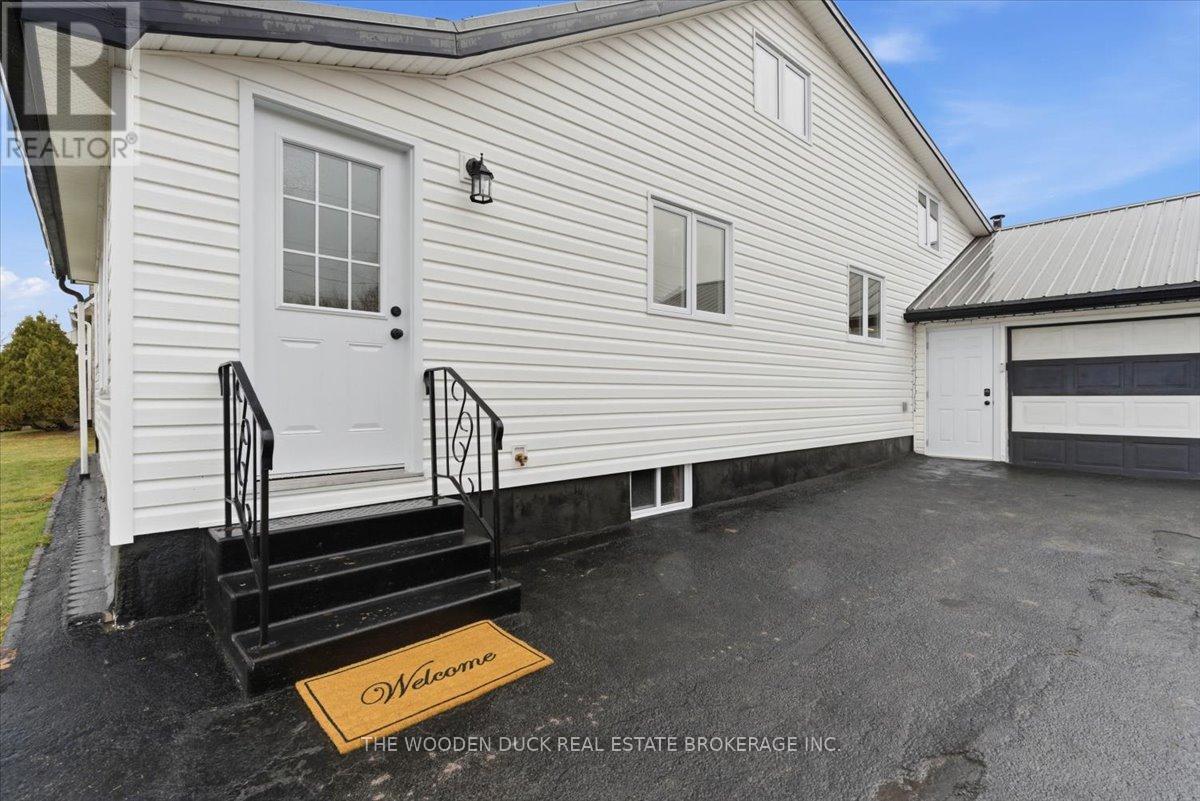 4329 Old Hwy 2 Highway, Belleville, Ontario  K8N 4Z4 - Photo 38 - X12945268