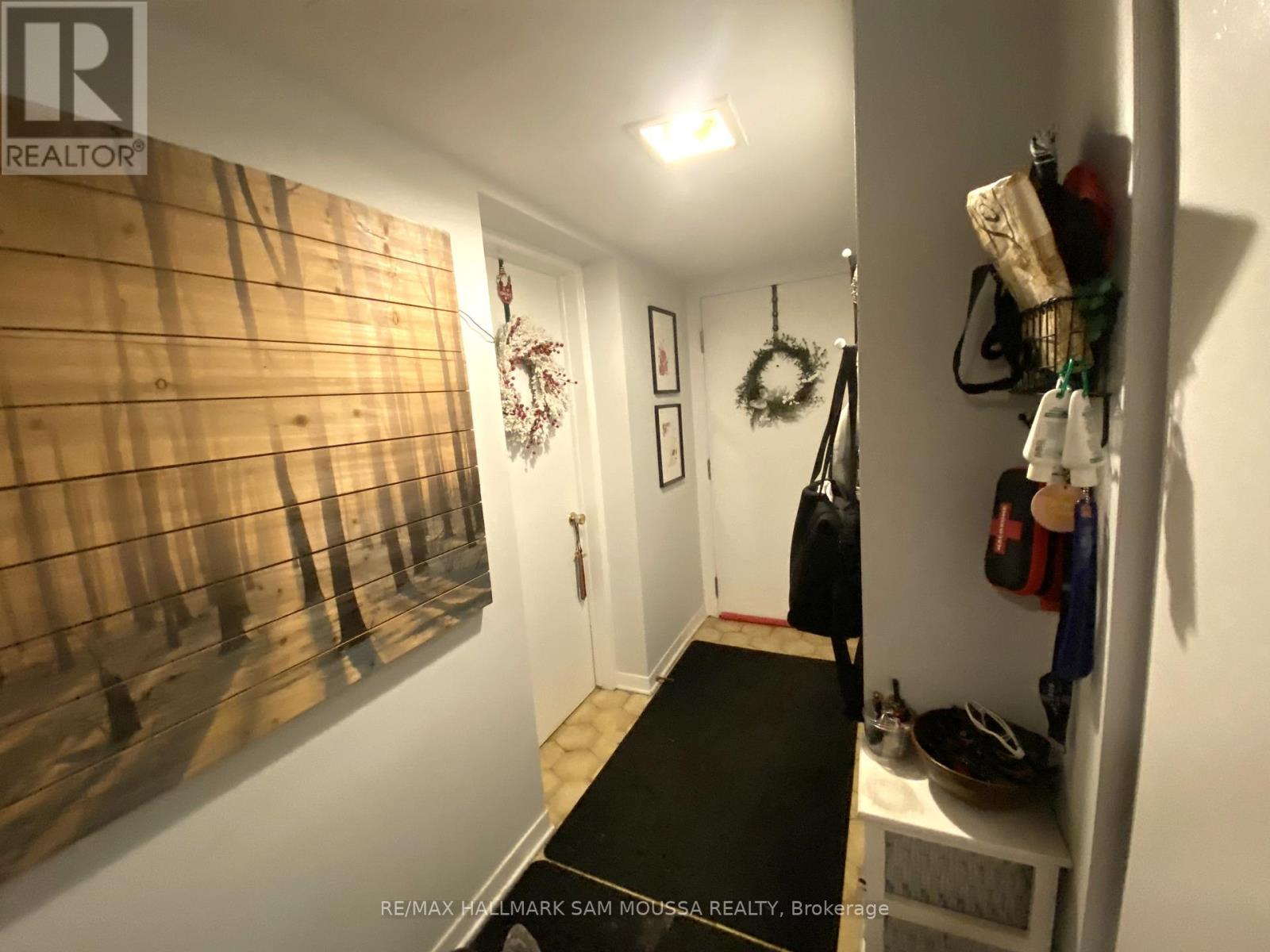 1 - 232 Cooper Street, Ottawa, Ontario  K2P 0G4 - Photo 17 - X12890784