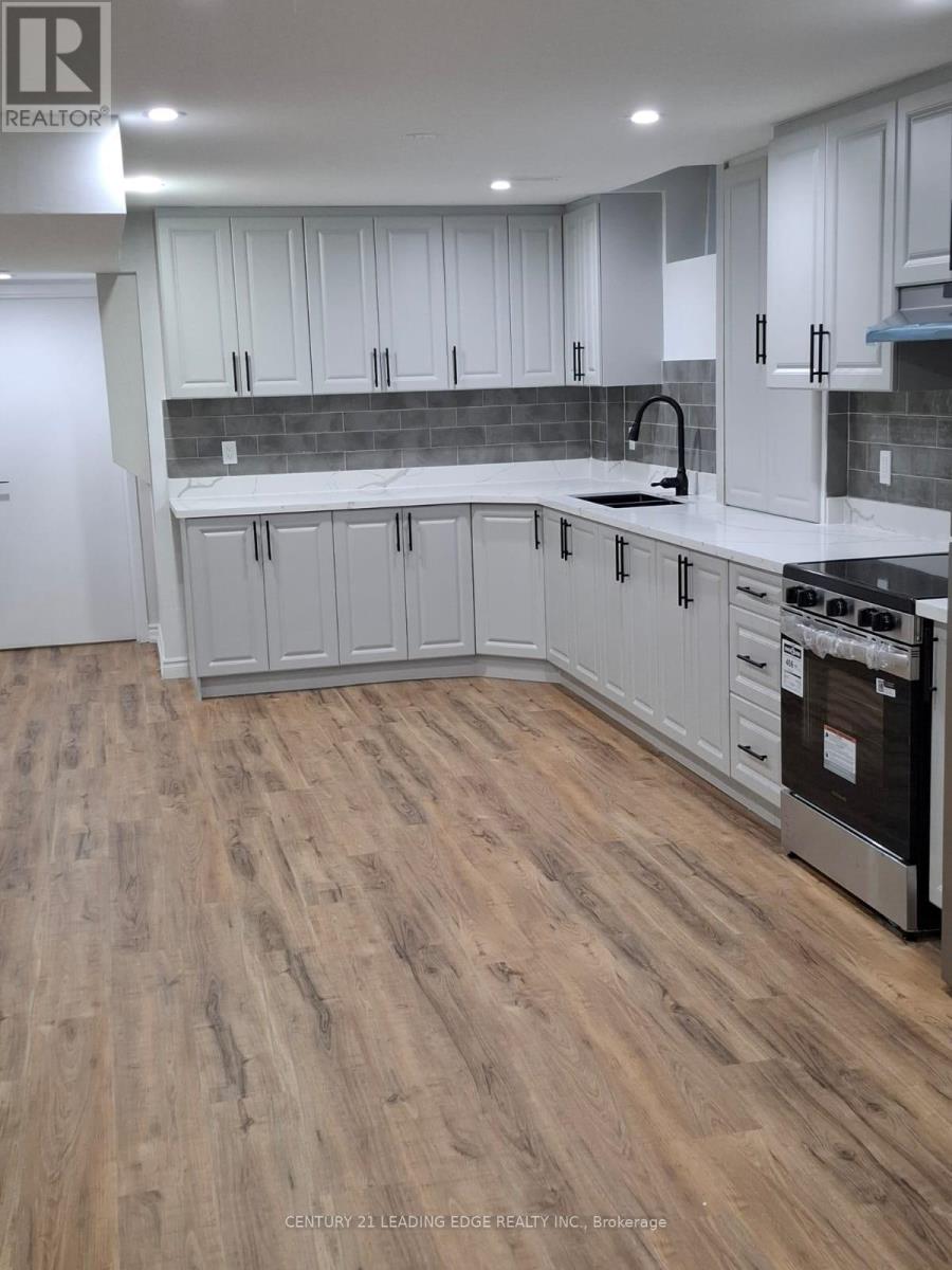 23 Terry Crescent, Clarington, Ontario  L1C 0W4 - Photo 4 - E12947598