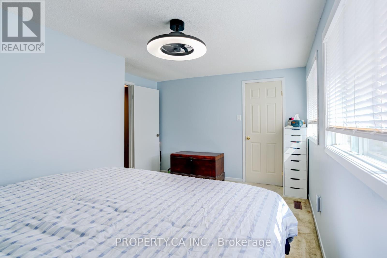 6 Hendley Drive, Ajax, Ontario  L1T 2C6 - Photo 15 - E12951724