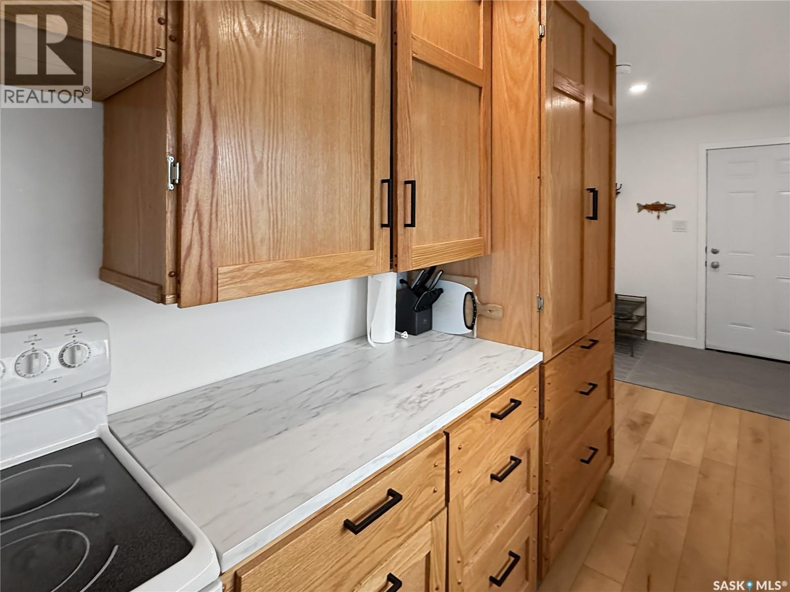 17 White Poplar Crescent, Candle Lake, Saskatchewan  S0J 3E0 - Photo 4 - SK020941