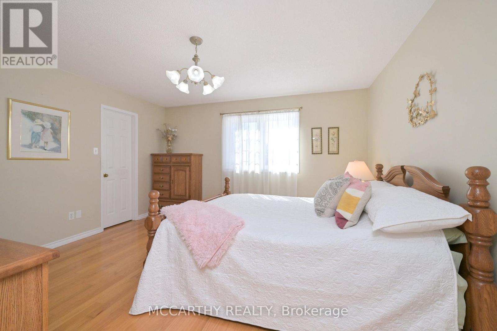 342 Lewis Drive, Orangeville, Ontario  L9W 4P8 - Photo 17 - W12842656