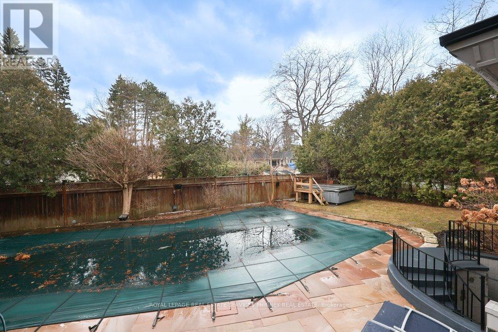 1352 Nocturne Court, Mississauga, Ontario  L5H 2L8 - Photo 38 - W12916280