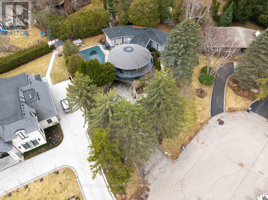 1352 Nocturne Court, Mississauga, Ontario  L5H 2L8 - Photo 44 - W12916280