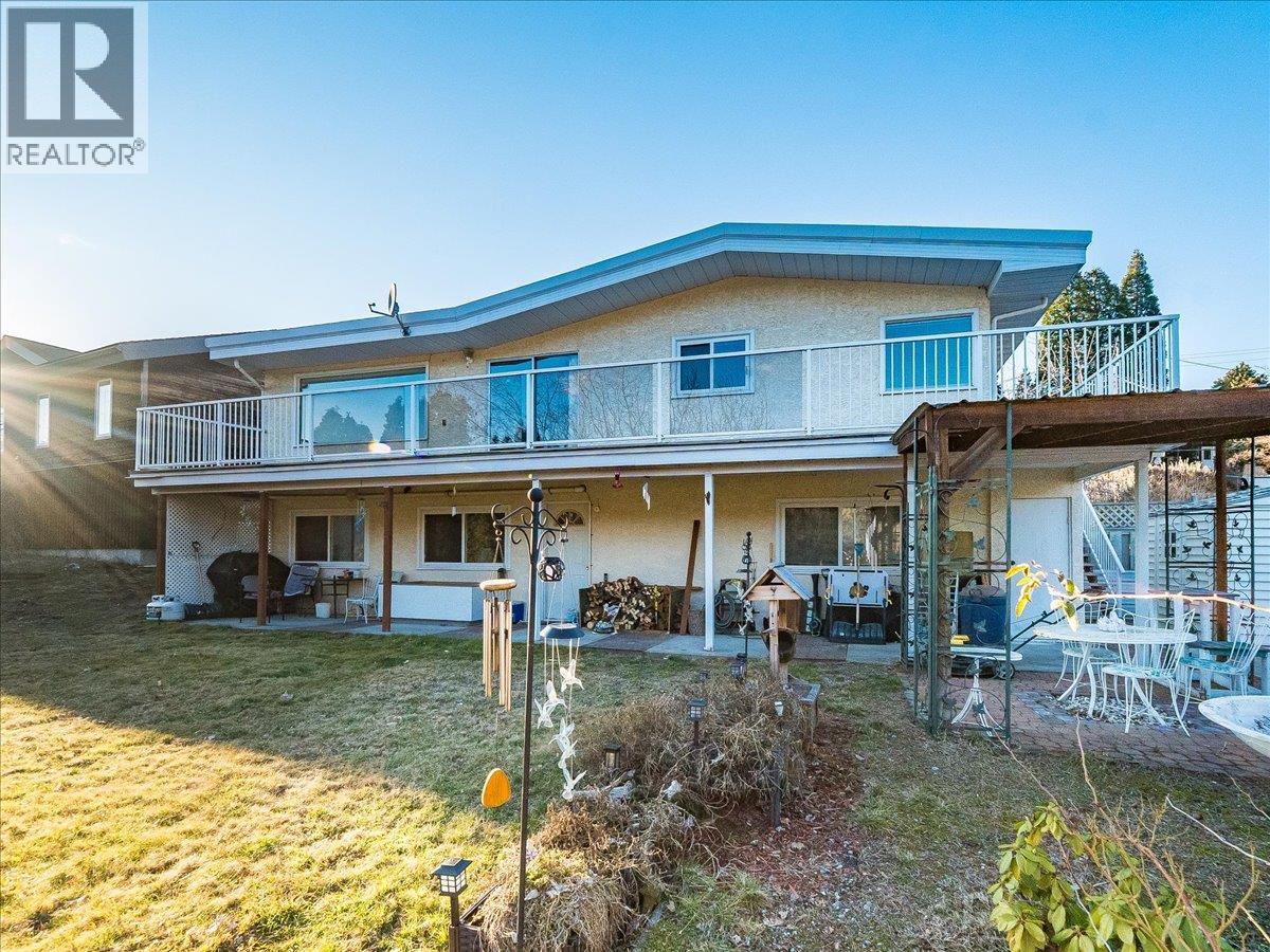 3613 9th Avenue, Castlegar, British Columbia  V1N 2Z6 - Photo 35 - 10375920