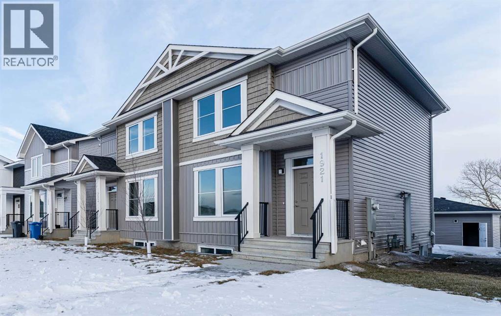 1921 Mccaskill Drive, Crossfield, Alberta  T0M 0S0 - Photo 2 - A2278527