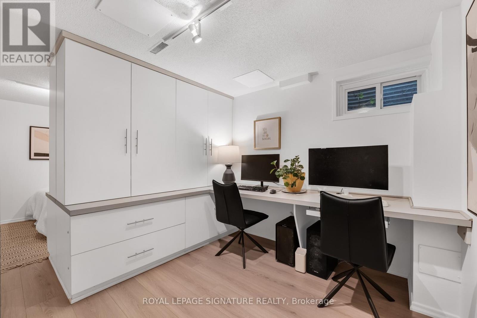 34 Sugar Millway, Toronto, Ontario  M2L 1R6 - Photo 25 - C12951774