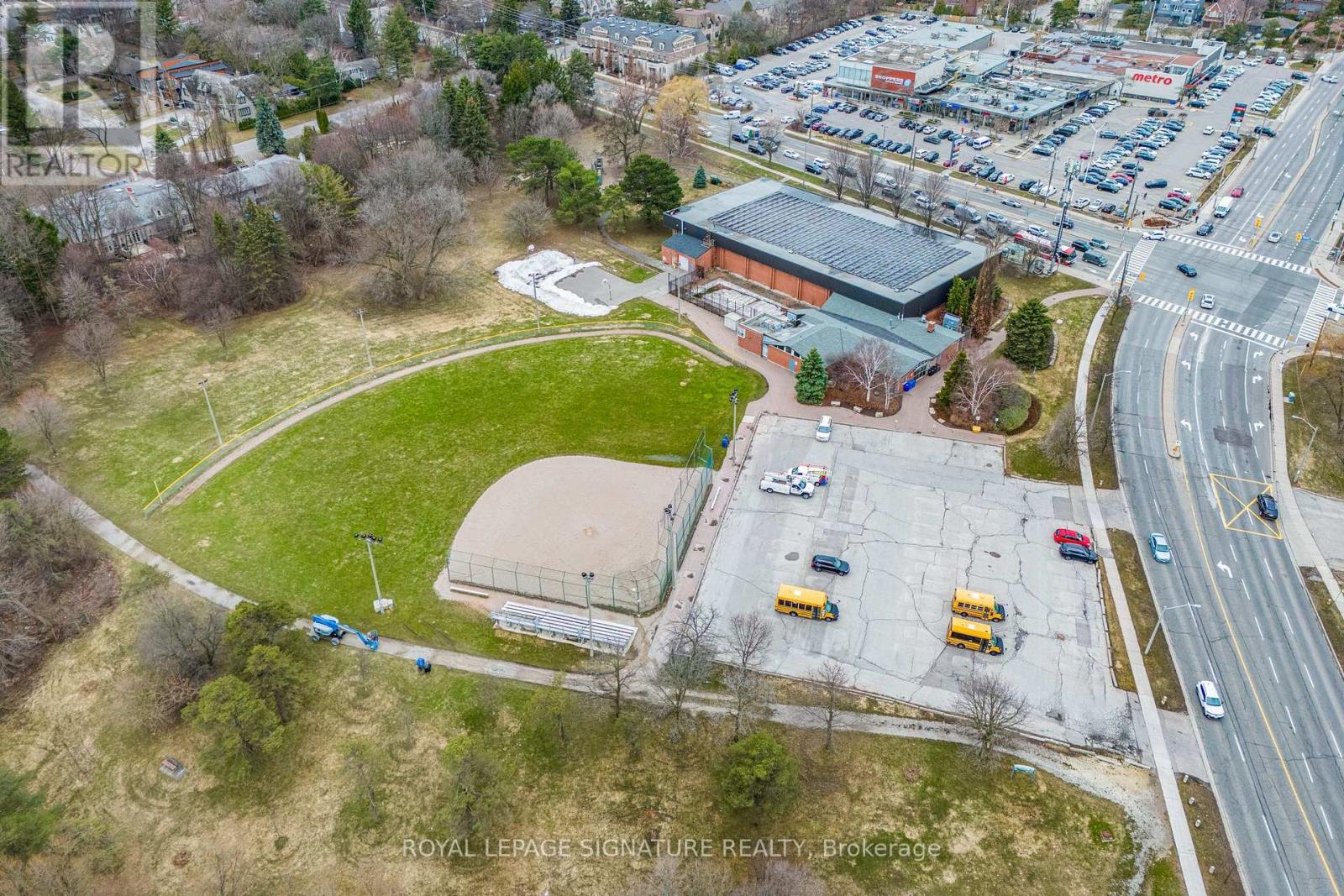 34 Sugar Millway, Toronto, Ontario  M2L 1R6 - Photo 44 - C12951774