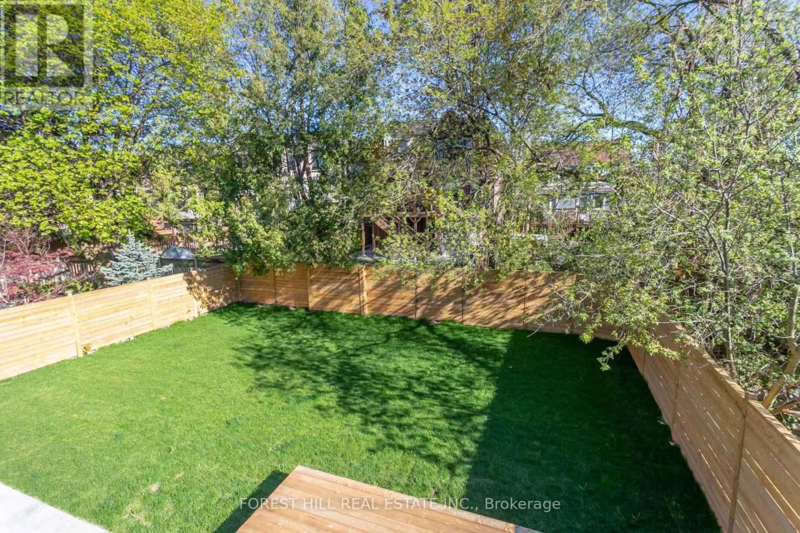 215 Elmhurst Avenue, Toronto, Ontario  M2N 1S2 - Photo 7 - C12951802