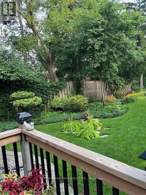 8 Glenvale Boulevard, Toronto, Ontario  M4G 2V1 - Photo 43 - C12951908