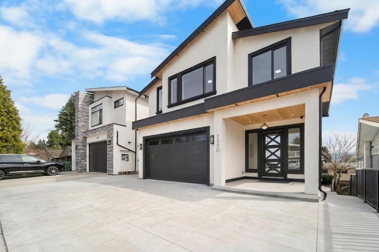 2320 Cascade Street, Abbotsford, British Columbia  V2T 3G3 - Photo 2 - R3106229