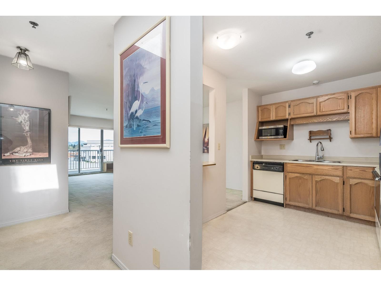 310 33535 King Road, Abbotsford, British Columbia  V2S 6Z5 - Photo 5 - R3105459